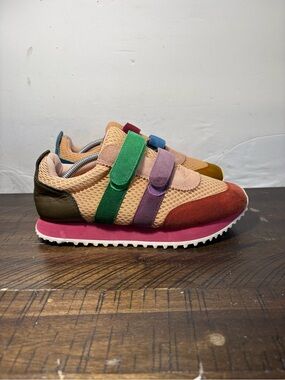 Charlotte Stone Conway retro-inspired sneaker / Women Size 8